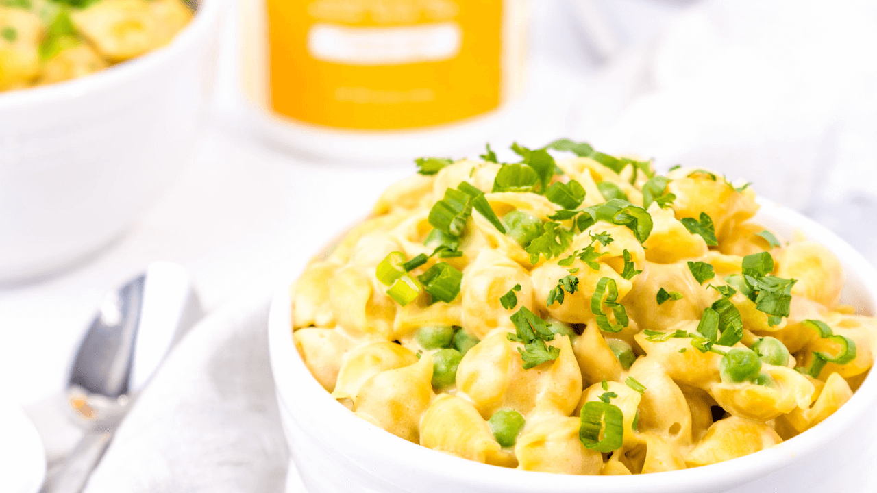 Macaroni and Cheese with Peas