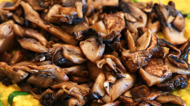 Reebs' Smoky Mushrooms